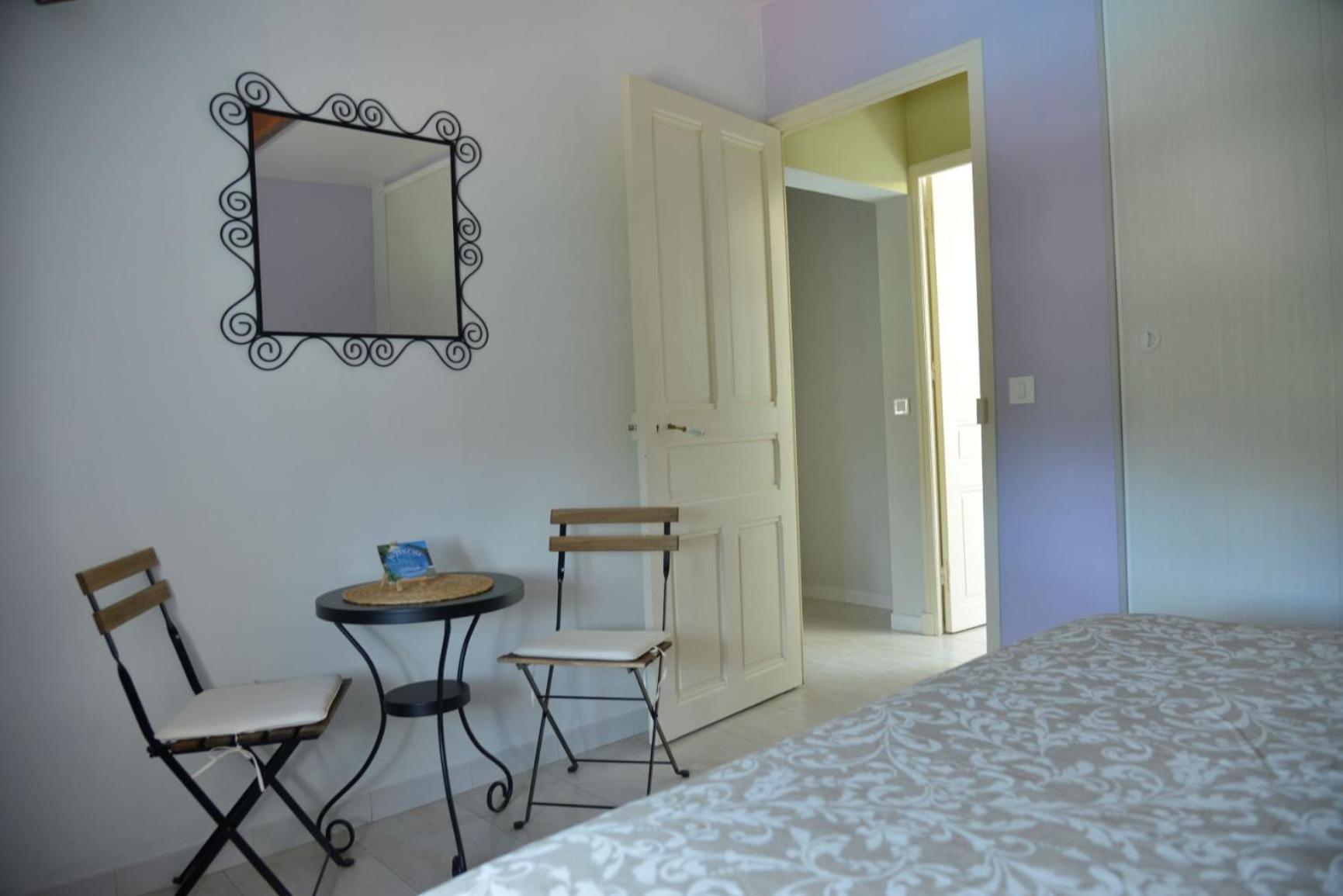 Au Grand Bonheur Bed & Breakfast Besseges Ngoại thất bức ảnh